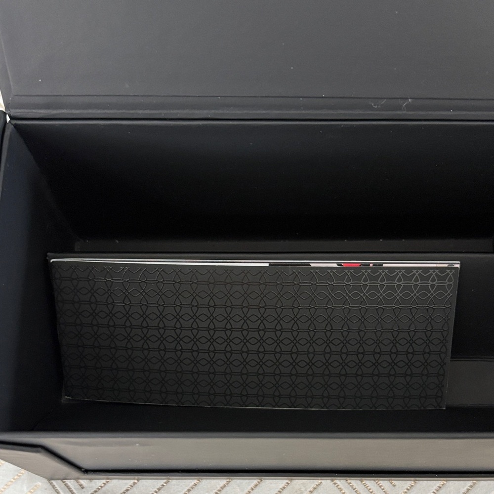 Maybach Box - Picture 3 of 4